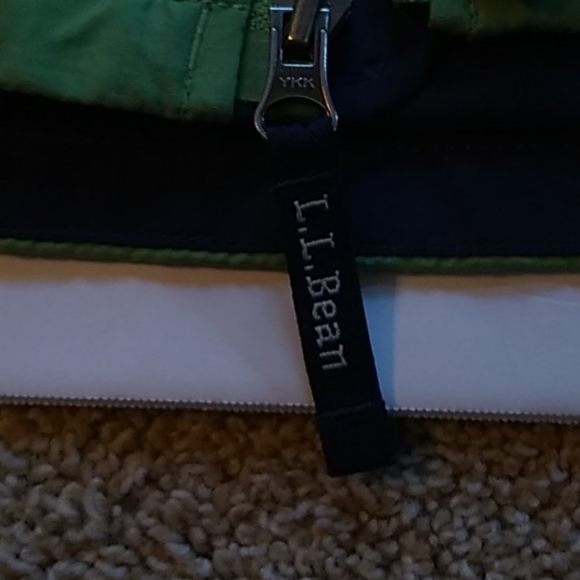 LL. Bean light weight jacket. - Picture 10 of 12